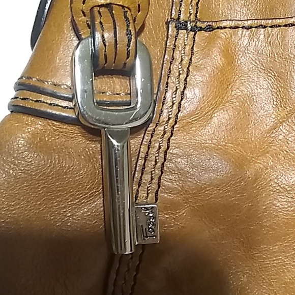 Fossil purse - Picture 6 of 8